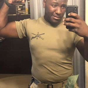 Meet your Posher, Ronnie